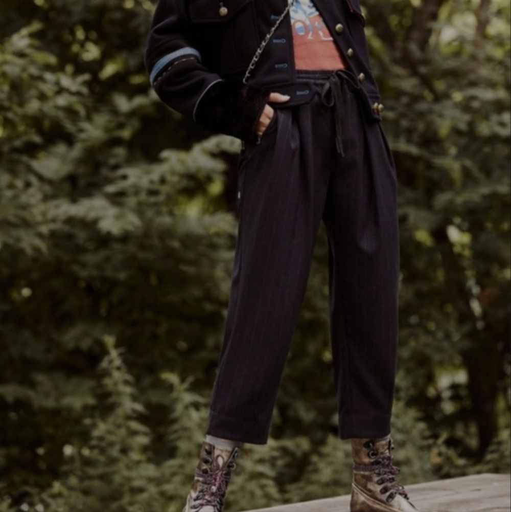 Free People Shakin All Over Pinstripe Cropped Pant Navy Blue Size‎ Academia S